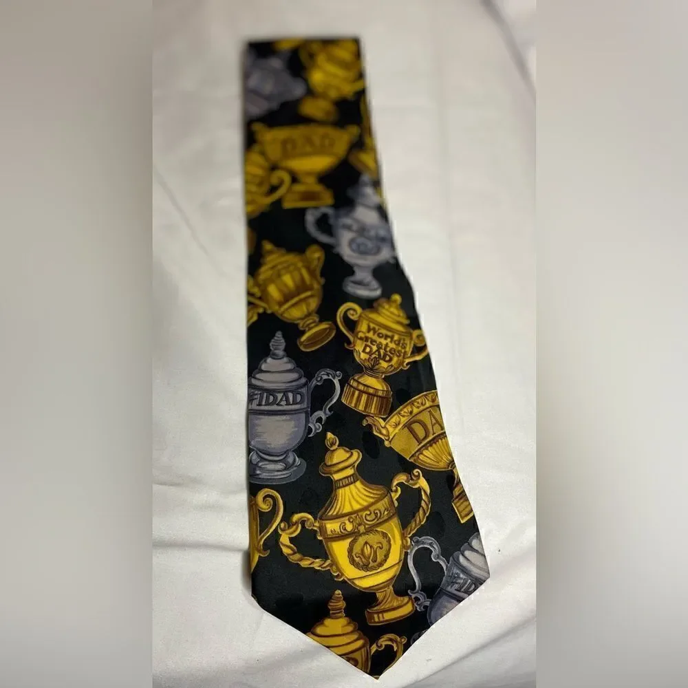 “World’s Greatest Dad” Father’s Day Gift Adorned with Trophies EPC